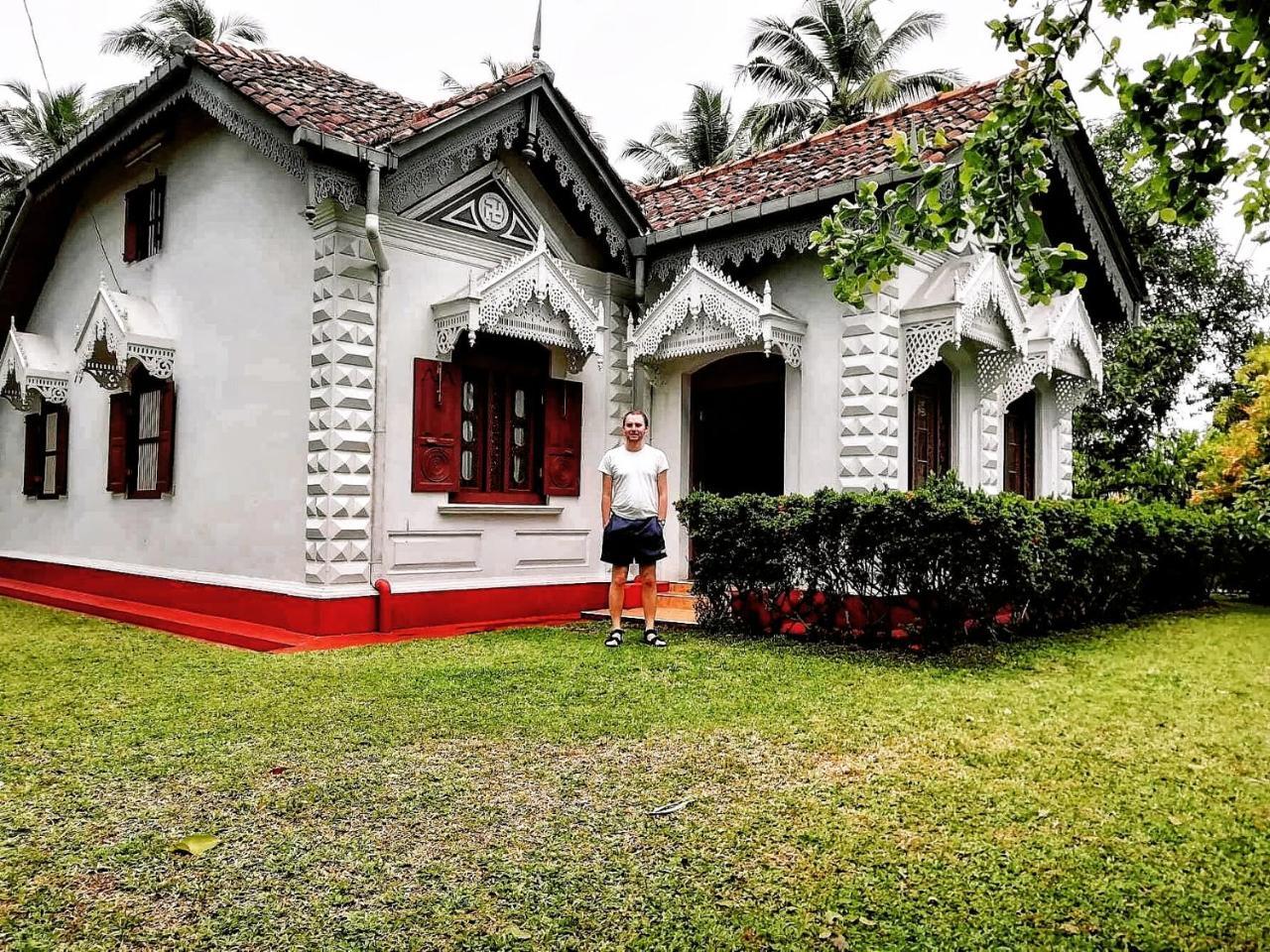 Old Parkland Hostel Galle Exteriör bild